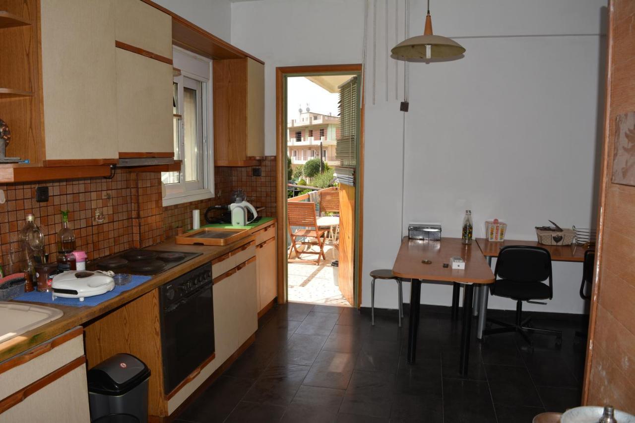 Spacious Apartment With Balconies, Ac, King Bed, Near Dt And Transports Athens Ngoại thất bức ảnh